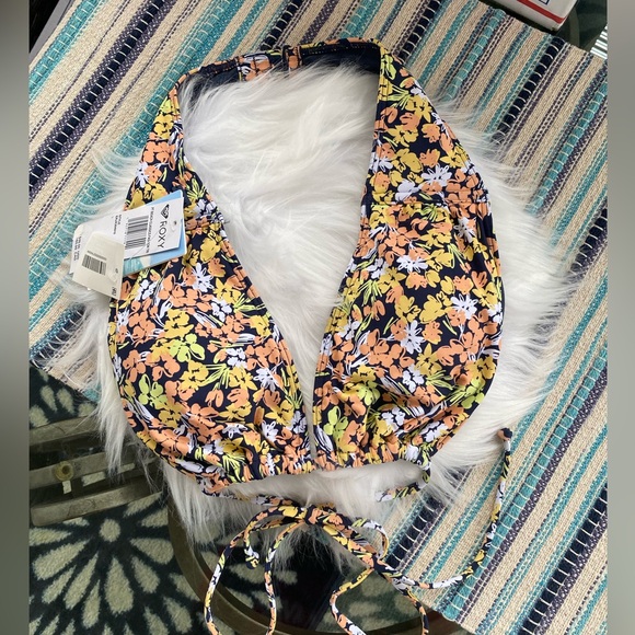 Roxy Other - Nwt Roxy juniors floral bikini top size large